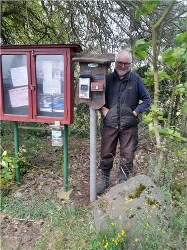 Die neu gestaltene Verkaufstafel. Foto: privat