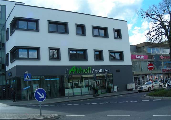 Die neue Althoff-Apotheke im Schlick-Center in der Neuwieder Langendorfer Straße 94.