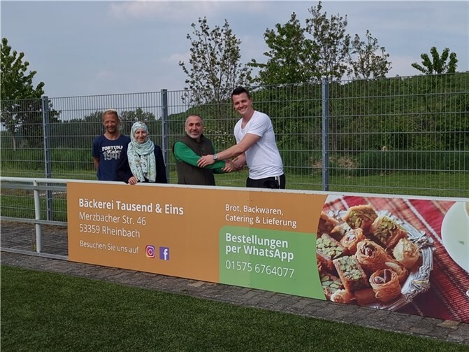 Die neue Bandenwerbung. Foto: privat