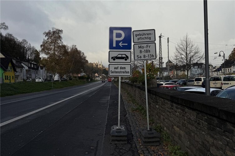 Die neue Beschilderung sorgt für mehr Sicherheit und klare Parkregelung.Quelle: Stadt Remagen