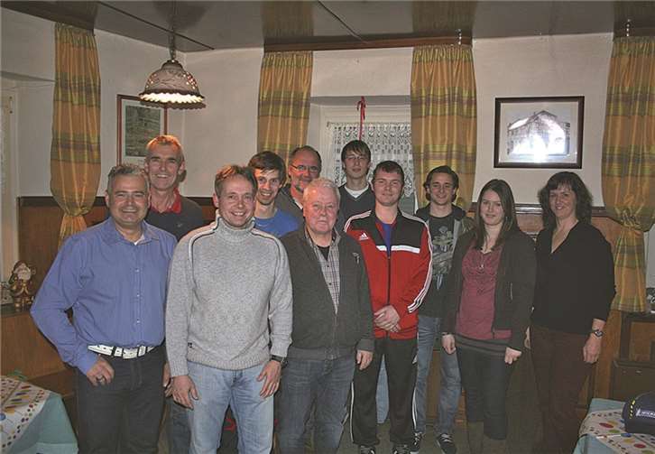 Die neue Führungsmannschaft des V.f.R. Waldorf um den neuen Vorsitzenden Karl-Heinz Brenner (Bildmitte). WK