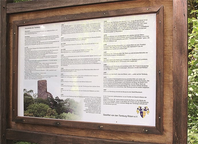 Die neue Schautafel berichtet über die wechselvolle Geschichte der Tomburg im Mittelalter.