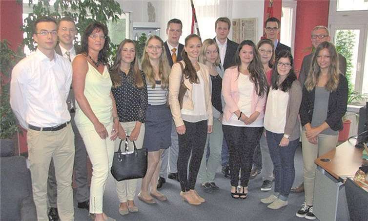 Die neuen Auszubildenden im Rathaus Bad Neuenahr-Ahweiler. privat