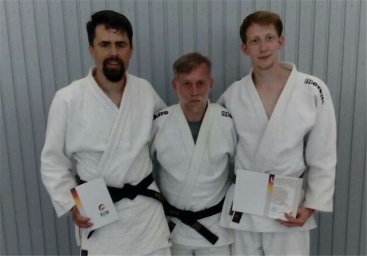 Die neuen Dan-Träger des JC Neuwied.Privat