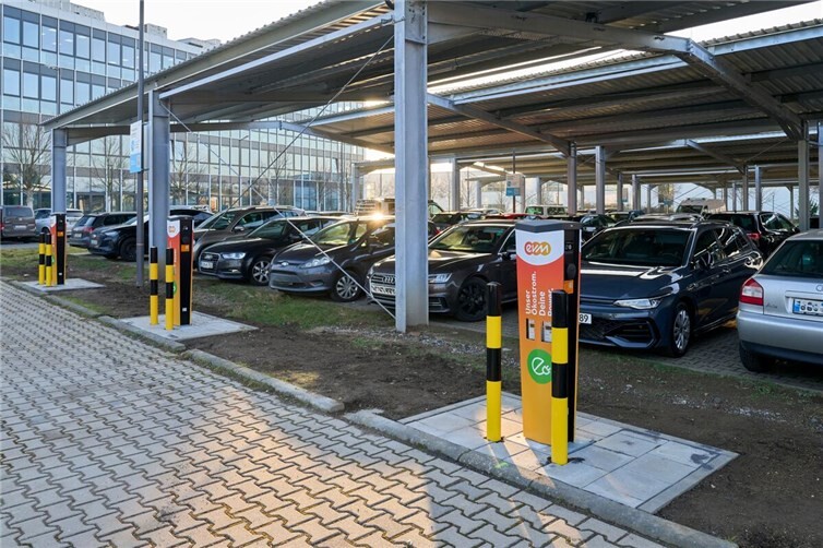 Die neuen Ladesäulen.