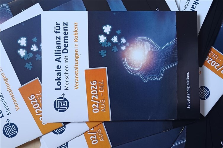 Die neuen Programmhefte sind erschienen.
