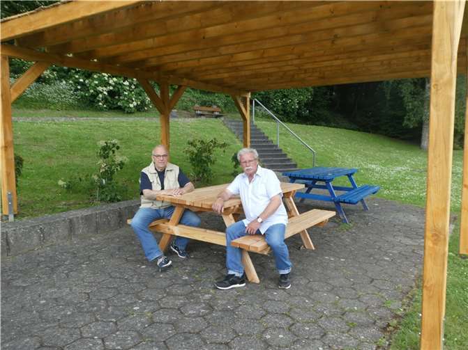 Die neuen Sitzgruppen erweitern das Angebot um den Waldsee.  Foto: privat