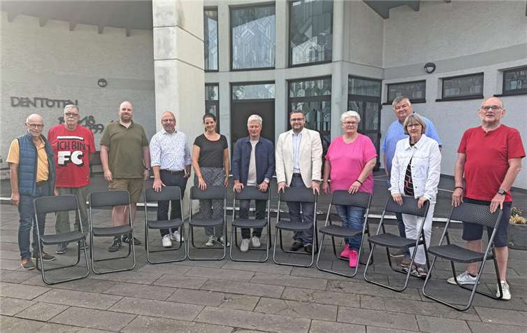 Die neuen Stühle für die Friedhofskapelle.  Foto: privat