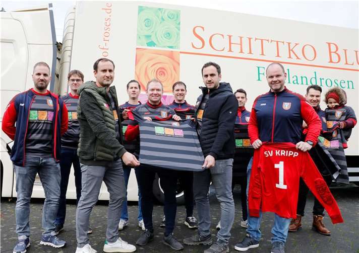 Die neuen Trikots der Alten Herren des SV Kripp. Foto: Thorsten Stephan