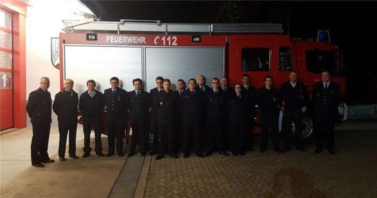 Die neuen Truppführerinnen und Truppführer sind: Schwarz Riko und Walter Tobias (FW Saffig); Bonn Lukas (FW Plaidt); Rink Mario (Werkfeuerwehr Rasselstein); Hilger Michael, Becker Christian und Seiwert Max (FW Kruft); Neidhöfer Dennis (FW Kretz); Umbach Carsten (FW Nickenich); Haas Patrick, Heuft Annika, Fischbach Simon und Schüller Juri (FW Andernach). privat