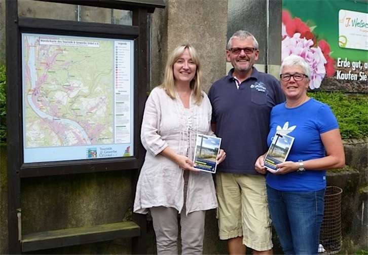 Die neuen Wanderkarten zum Mitnehmen. Privat