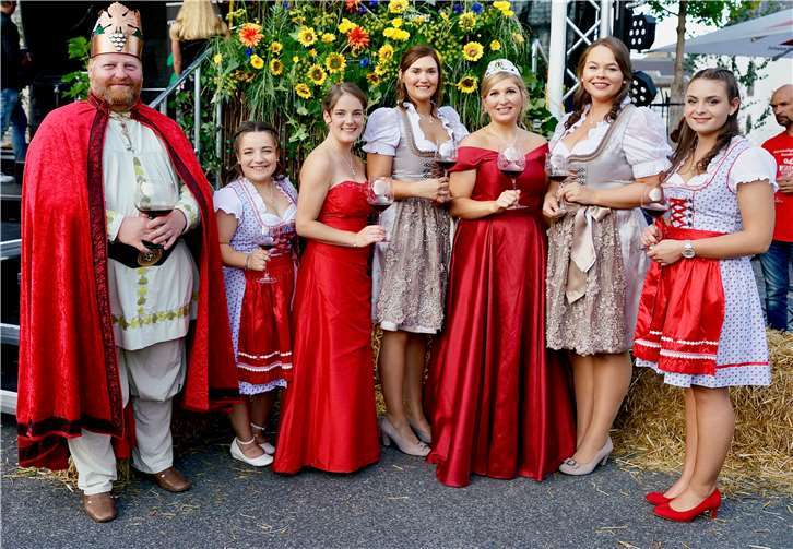 Die neuen Weinmajestäten hatten ihren großen Auftritt. Foto: -KG-
