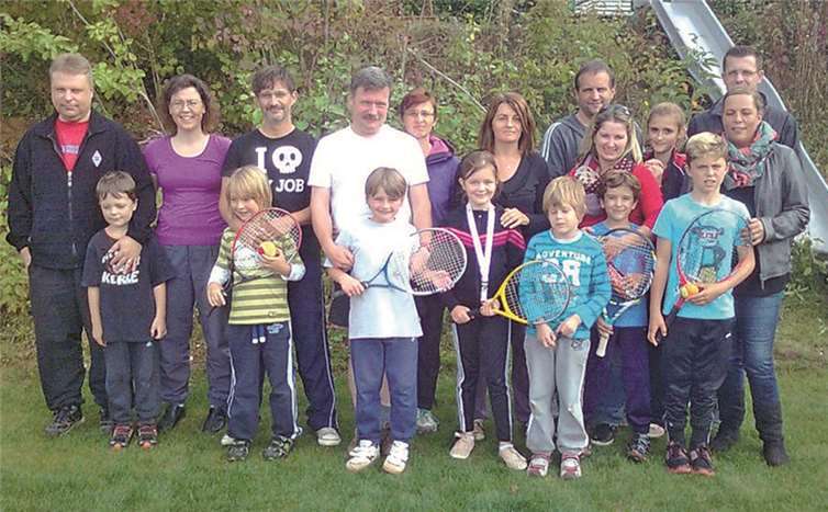 Die nicht ganz vollzählige Mainzelmännchen-Familie nach dem gelungenen Turnier. privat