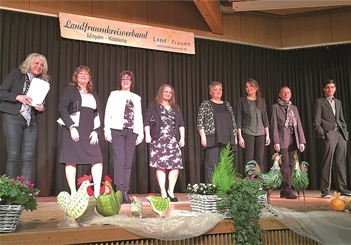 Die optimale Kombination der Farben zu den jeweiligen Farbtypen zeigten Models der Adler-Moden Koblenz an vielen Beispielen.privat