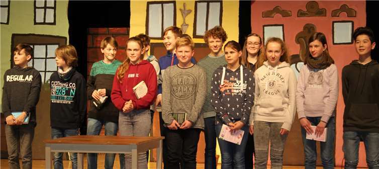 Die prämierten Schüler des Städtischen Gymnasium Rheinbach. Anika Krieb