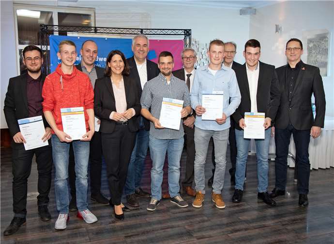 Die regionalen Sieger des Leistungswettbewerbes der Deutschen Handwerksjugend.