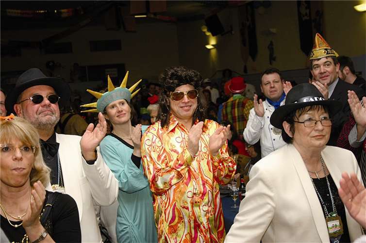 Die rheinland-pfälzische Wirtschaftsministerin und stellvertretende Ministerpräsidentin Eveline Lemke setzte als Freiheitsstatue nicht nur politisch, sondern auch in Sachen Kostüm Zeichen.