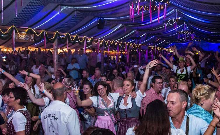 Die röhrig-forum Kulturbühne verlost Eintrittskarten für viele Oktoberfest-Veranstaltungen in der gesamten Region, die ansonsten oft schon lange ausverkauft sind.Foto: röhrig
