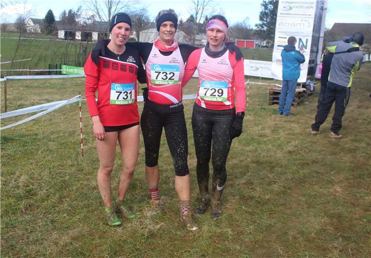 Die schnellen Frauen der LG-Maifeld mit den Spuren des schwierigen Cross-Laufs: (von links): S. Teller, C. Zeni, J. Krämer.Foto: privat