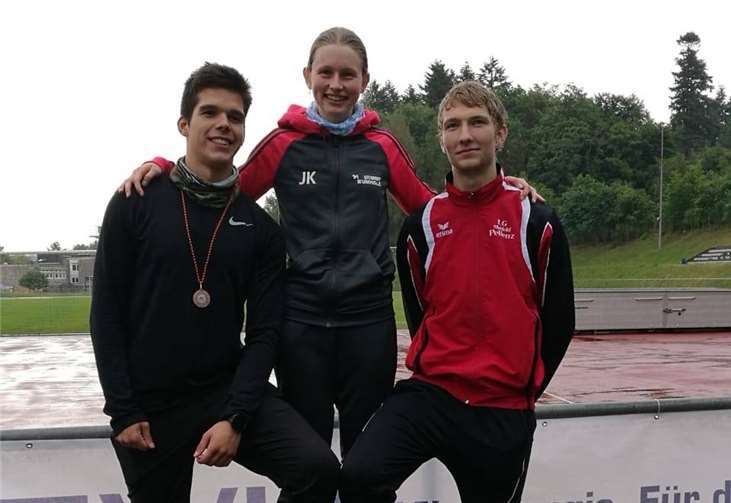 Die schnellen LG Athleten in Selters: (von links) Gabriel Föhr, Jana Krämer und Andreas Giese