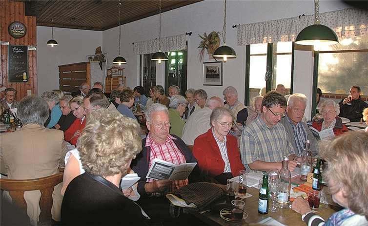 Die schöne Tradition des MGVs soll durch ein Adventsingen am 13. Dezember fortgesetzt werden. Privat