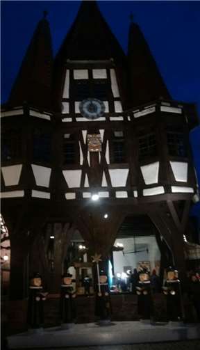 Die schönen Verkaufshäuschen hatten für alle etwas im Angebot.