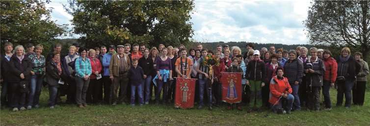 Die sehr gemischte Gruppe einte der Wunsch, beim Pilgern der Natur und Gott selbst zu begegnen. Privat