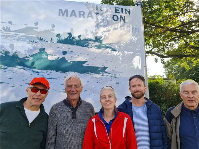 Die siegreiche Crew mit Klaus Opitz (2.v.li.) vom Koblenzer Ruderclub Rhenania. Foto: Koblenzer Ruderclub Rhenania
