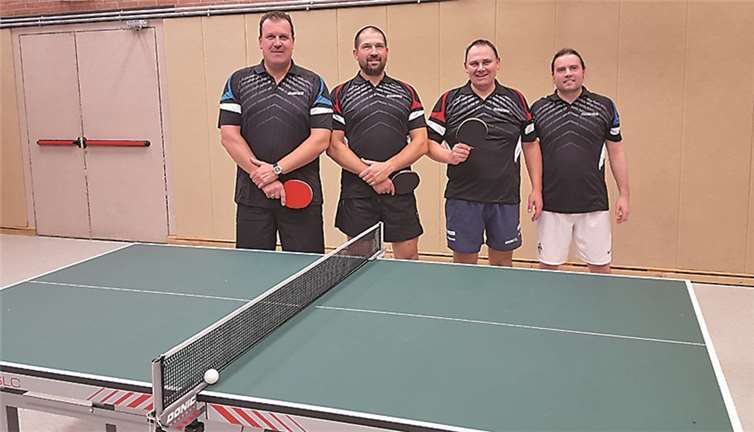 Die siegreiche Mannschaft beim Saisonauftakt v.l.n.r. Peter „Socke Reuter, Matthias Hensen, Stephan Radermacher und René Tannert.privat