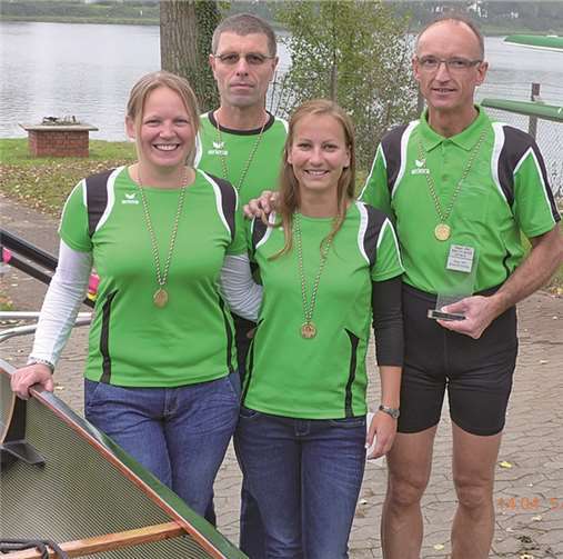 Die siegreiche Mannschaft von links: Antje Schultz, Hans-Jürgen Schwan, Susann Preiß und Wolfgang Sauerborn. Steuermann Aaron Löwenstein fehlt hier.privat