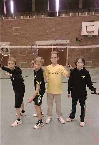Die siegreiche U12-Badmintonmannschaft des TB Andernach.Privat