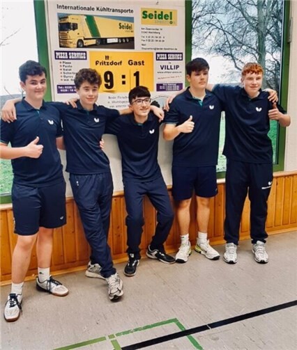 Die siegreiche U19 von links: Felix Teriete, Lennox Pfahl, Ilias Gippert, Alexander Barthel und Marc-André Büttner. Foto: privat