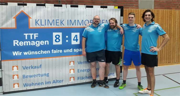 Die siegreiche dritte Mannschaft (v.li.) Stefan Klimek, Matthias Baldauf, Peer Stobbe und Christoph Spanier.Foto: privat