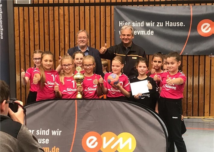 Die siegreiche weibliche E-Jugend des TV Welling.Foto: privat