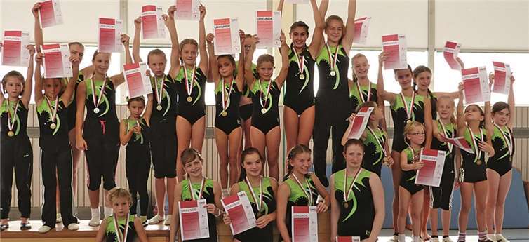Die siegreichen Teilnehmerinnen am Turnfest. privat