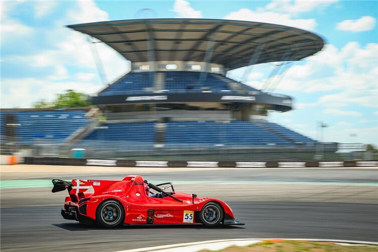 Erfolgreiche Premiere der Michelin 12H Nürburgring