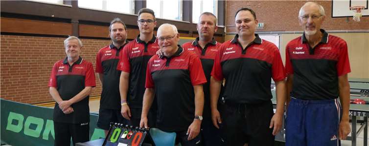 Die starke Reserve der OASF. Es fehlt Matthias Hensen. privat