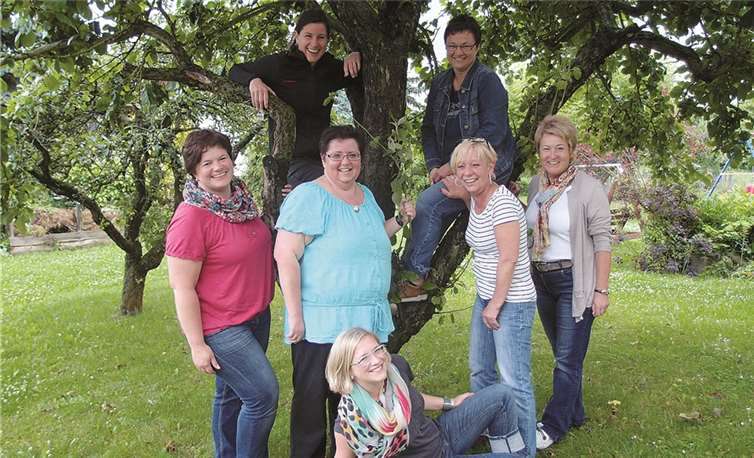 Die stets gut gelaunten Herzblättchen wählten bei der Jahreshauptversammlung viele Mitglieder ihres „Stamm“-Personals wieder. privat