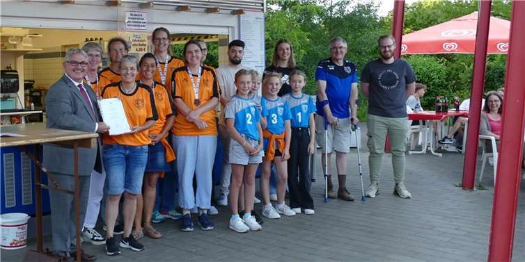 Die stolzen Spieler und Spielerinnen des TV Vallendar.  Foto: privat