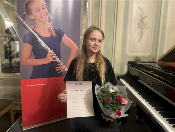 Die strahlende Gewinnerin nach ihrer Perfomance.  Foto: privat