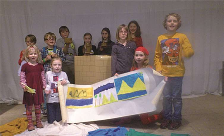 Die teilnehmenden Kinder des ökumenischen Nachmittags lernten die Wichtigkeit von Wasser kennen.privat