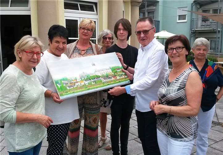 Die tollen Kunstwerke von Günther Lorenz sind nun in die Wohnbereiche umgezogen, damit die Bewohner sich noch länger an diesen erfreuen können. Foto: privat