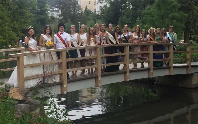 Die über 50 Hoheiten waren im Kurpark ein beliebtes Fotomotiv.privat