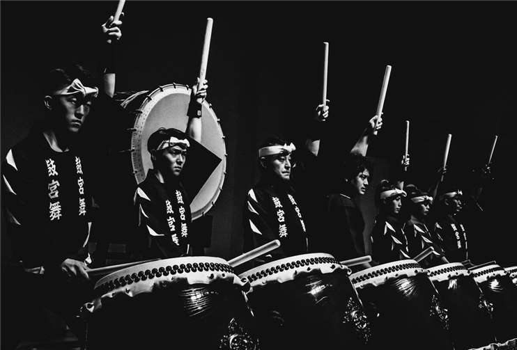 Die umjubelt gefeierte japanische Trommelshow KOKUBU.  Quelle: Miro Live