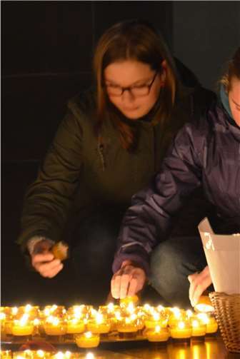 Die vielen fleißigen Helferinnen und Helfern sorgen im Vorfeld und am Abend für eine ansprechende Atmosphäre.Markus Hartmann