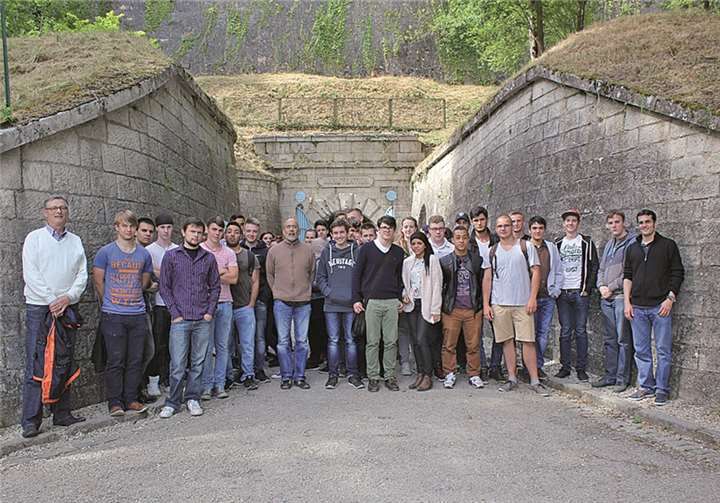 Die vierstündigen Aufenthalte boten den Schülern genug Zeit, sich mit der geschichtsträchtigen Umgebung auseinanderzusetzen.