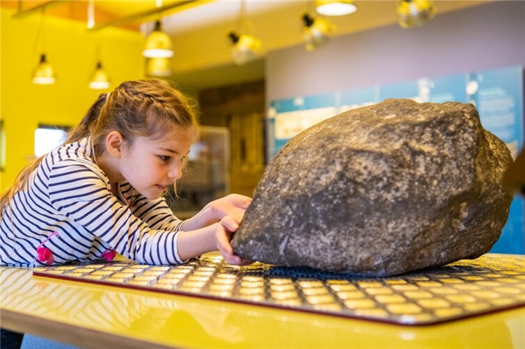 Die vulkanische Geschichte der Eifel lässt sich im Lava-Dome spielerisch entdecken. Foto: Dominik Ketz