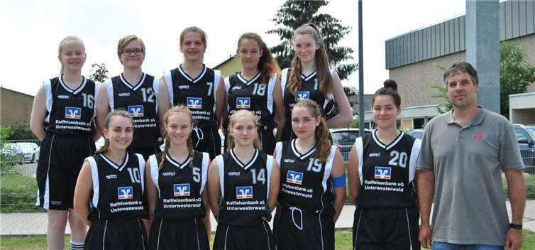 Die weibliche Arzbacher U18 Mannschaft konnte die Tabellenführung erobern. Foto: Privat