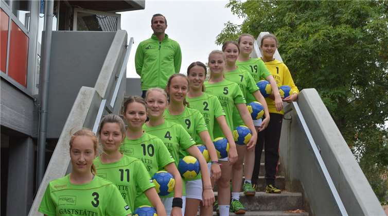 Die weibliche B Jugend von Grün-Weiß Mendig in der Saison 2016/2017.privat