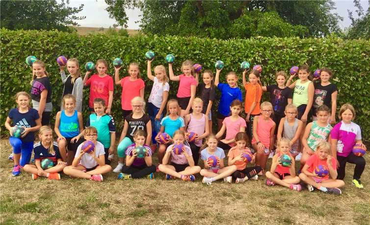 Die weibliche E-Jugend der JSG Welling/Bassenheim Jugend-Handball.Thorsten Sauerborn